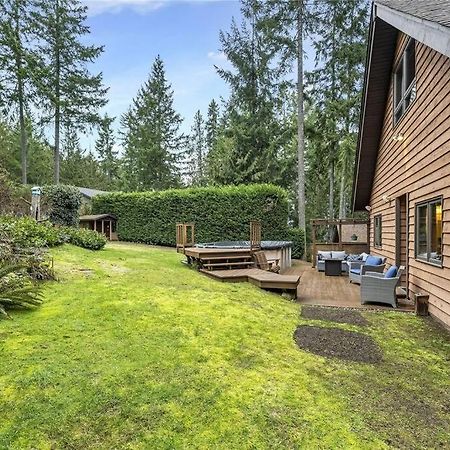 Chalet Style Cottage Near Shawnigan Lake Exterior foto